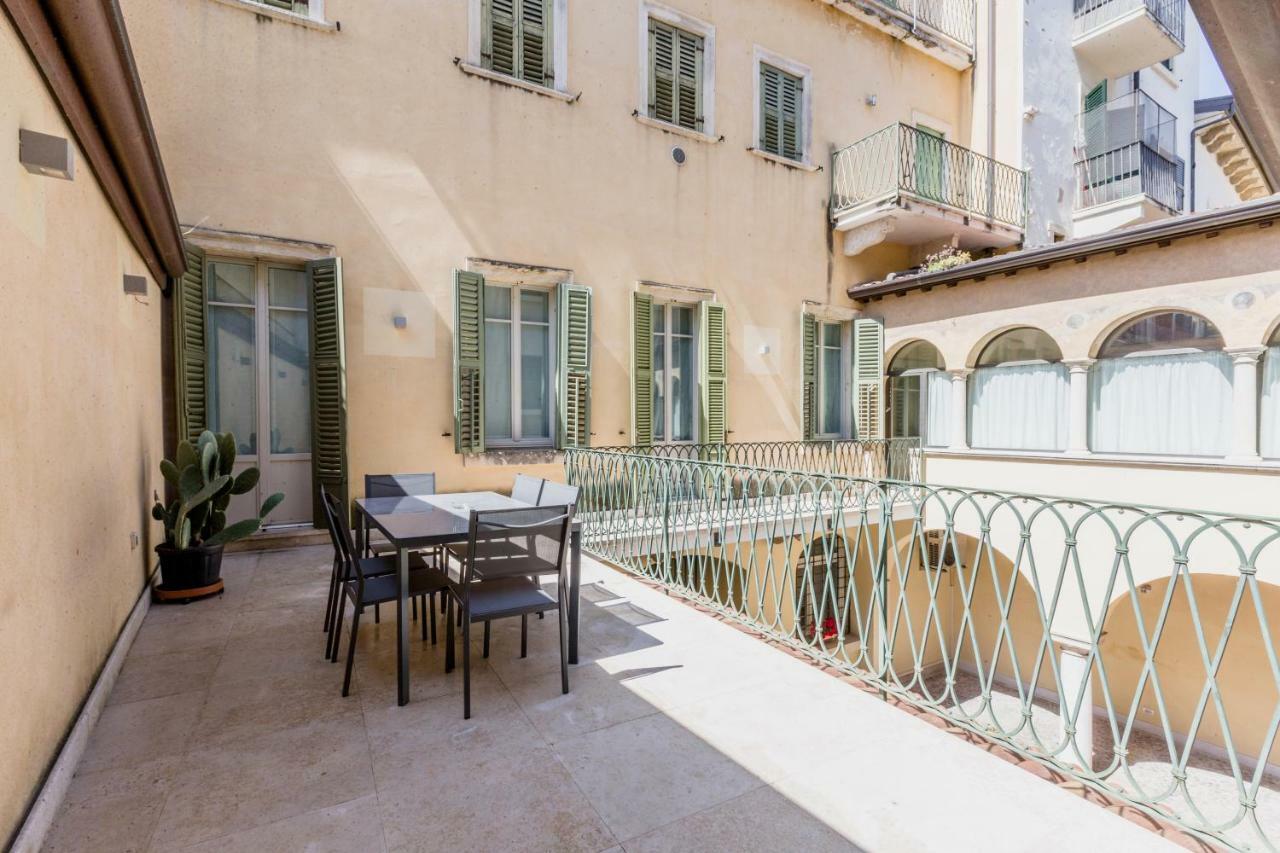Palazzo Cavalli Pasquini Verona Exterior foto